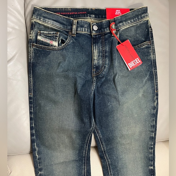 NWT - Diesel 2021 Mid Waist Slim Fit Bootcut Jeans - W31 L32 - Picture 6 of 15